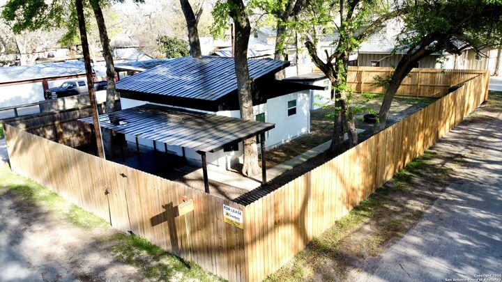 Property Photo: 1207 Elm Grove Rd TX 78155
