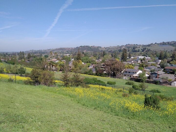 Property Photo: 993 Woodview Place CA 95120