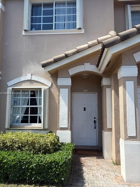 5737 NW 114th Path 113  Doral FL 33178 photo