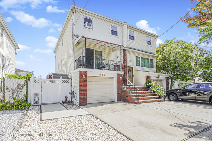 437 Eltingville Boulevard  Staten Island NY 10312 photo