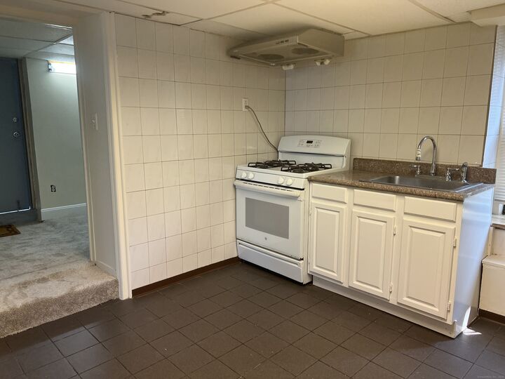 Property Photo:  39 Grenhart Road  CT 06902 