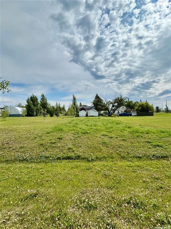 Property Photo:  640 1st Avenue W  SK S0E 1W0 