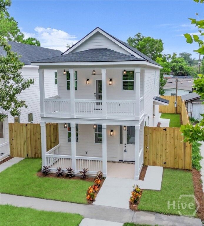 Property Photo:  906 E 33rd Street  GA 31401 