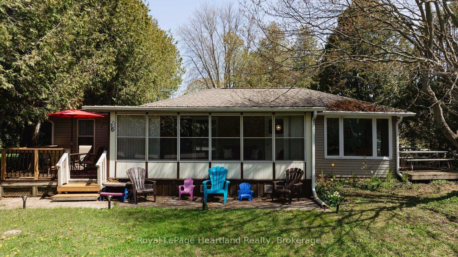 Property Photo: 116 Seneca Street ON N0G 2R0