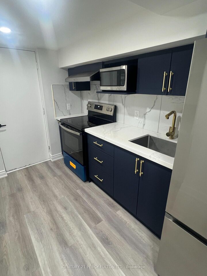 Property Photo:  1223 Plymouth Drive  ON L1L 0T4 