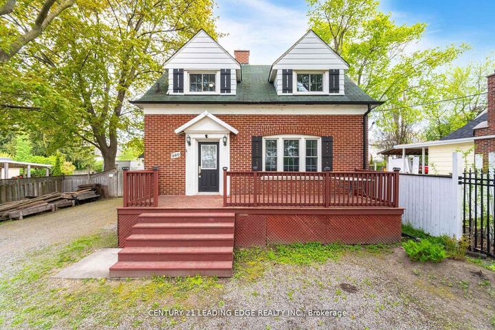 Property Photo: 980 King Street E ON L1H 1H2