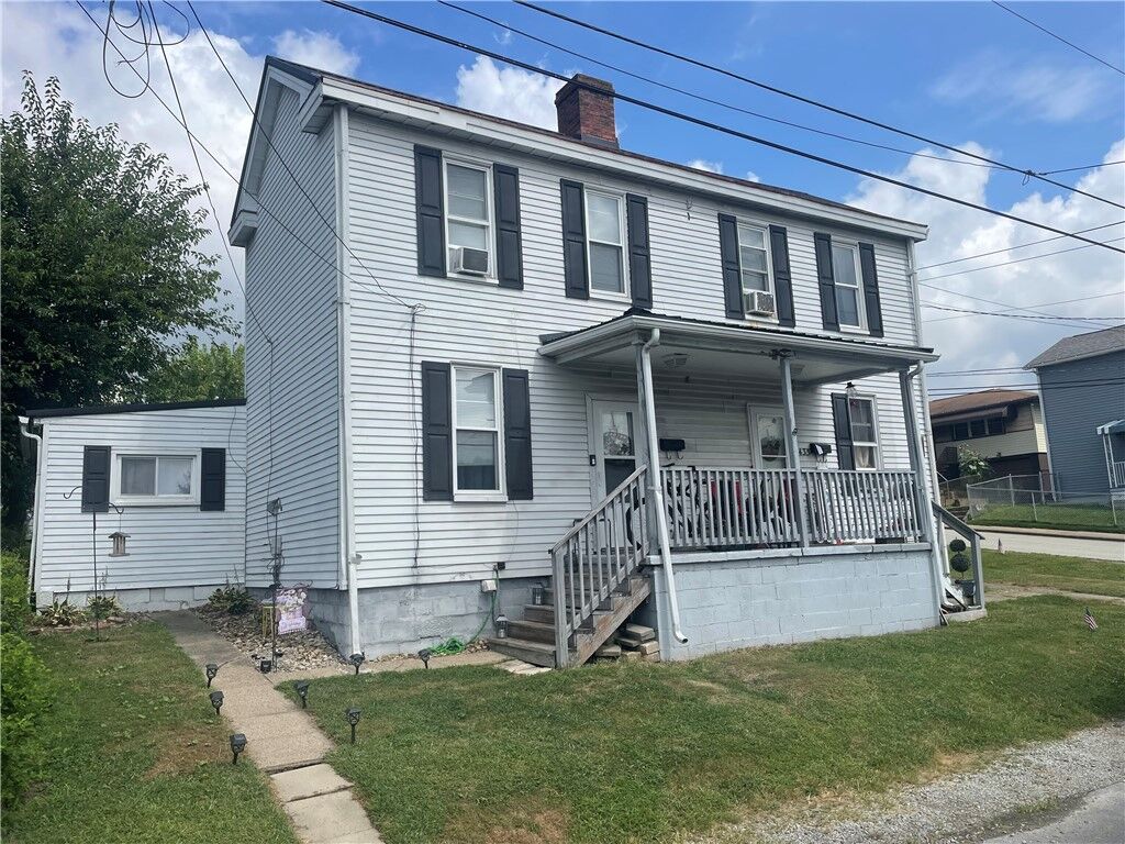 Property Photo:  433-435 Bluff  PA 15012 
