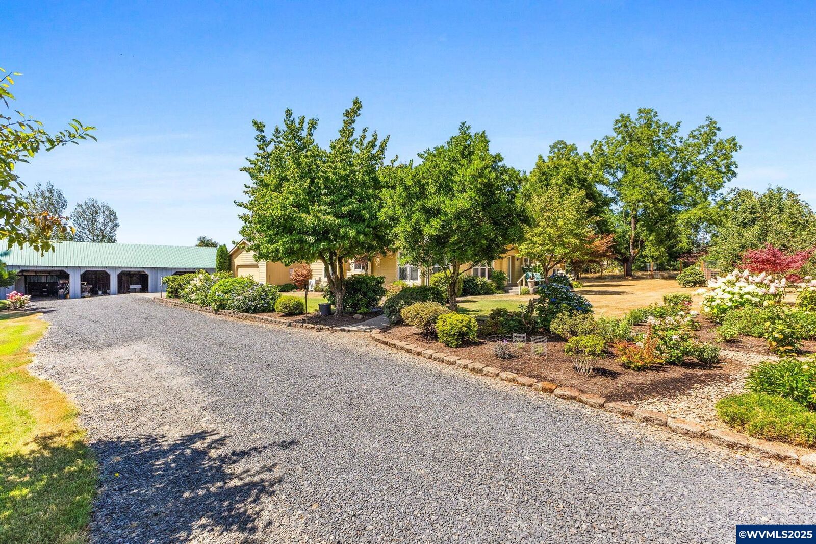 Property Photo:  17055 Coon Hollow Rd SE  OR 97383 