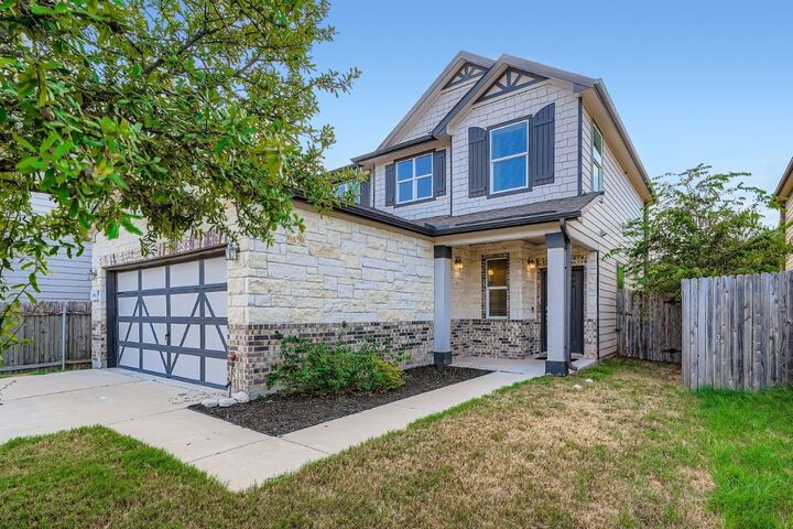 Property Photo: 14810 Peregrine Drive TX 78660