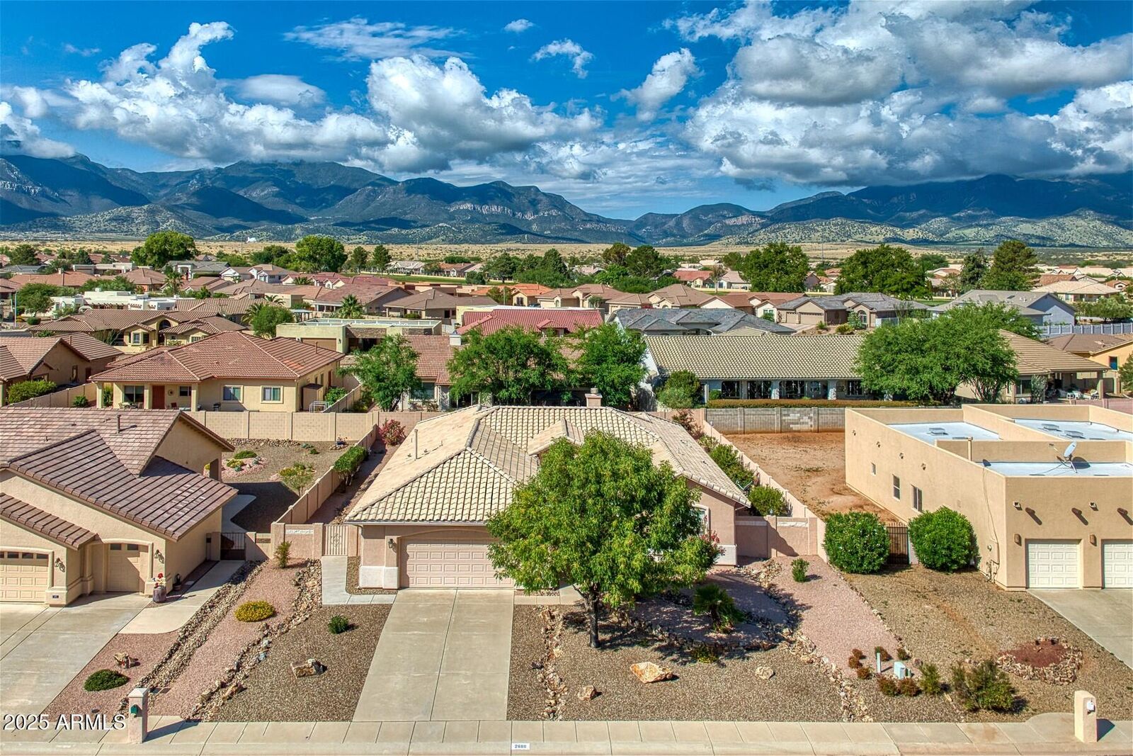 Property Photo: 2680 Knollridge Drive AZ 85650