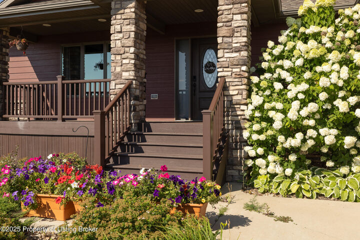 Property Photo: 861 Mustang Avenue ND 58601