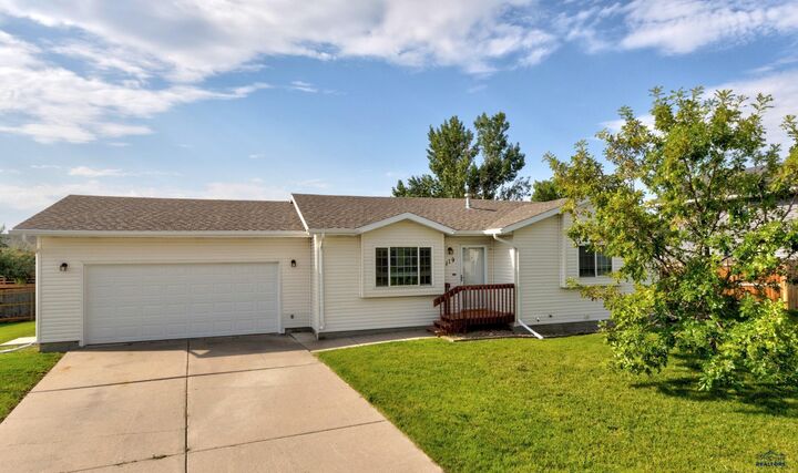 Property Photo: 119 Soldier Field Ct SD 57701