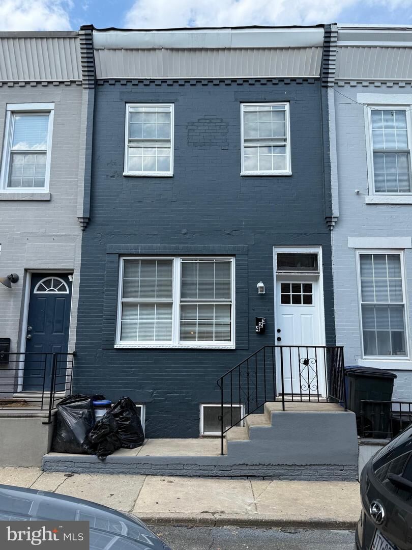 Property Photo:  423 Durfor Street  PA 19148 