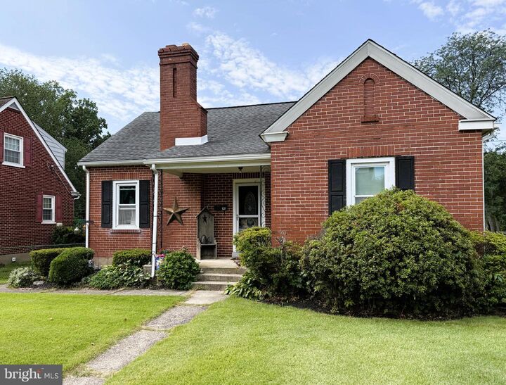 Property Photo:  630 Perkiomen Avenue  PA 19446 