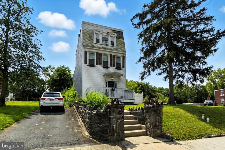 Property Photo:  56 Greenwood Avenue  PA 17603 