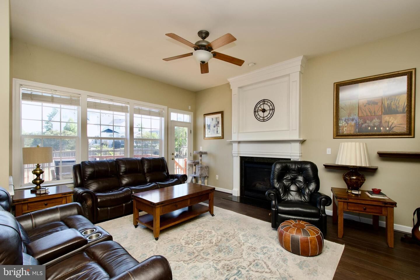 Property Photo: 25272 Oribi Place VA 20105