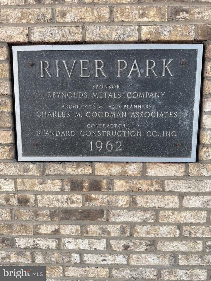 Property Photo: 1311 Delaware Avenue SW S540 DC 20024