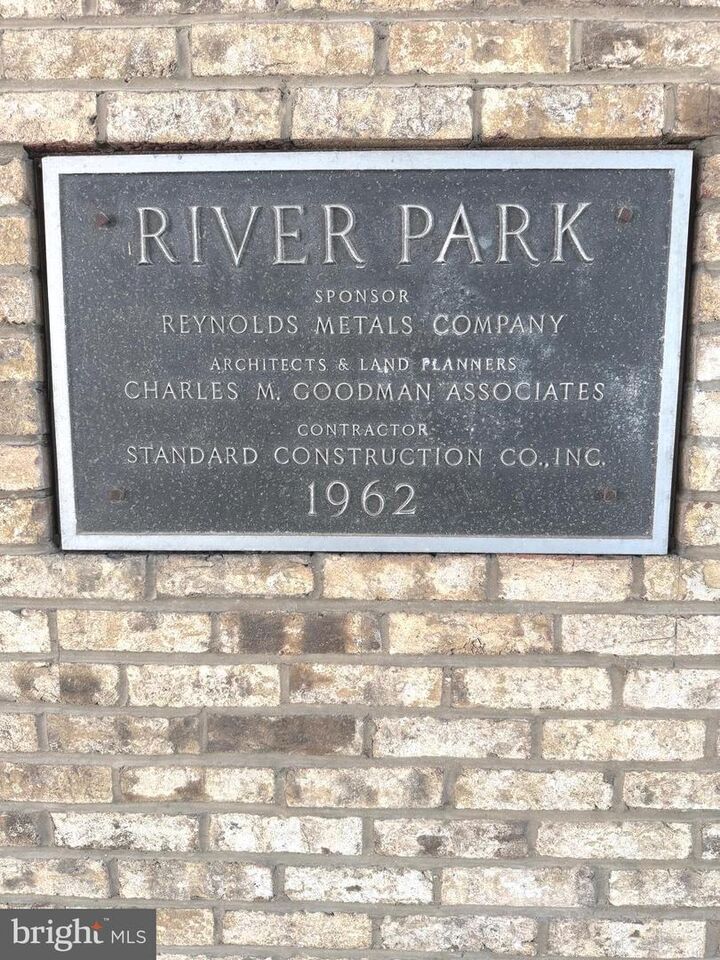 Property Photo:  1311 Delaware Avenue SW S540  DC 20024 