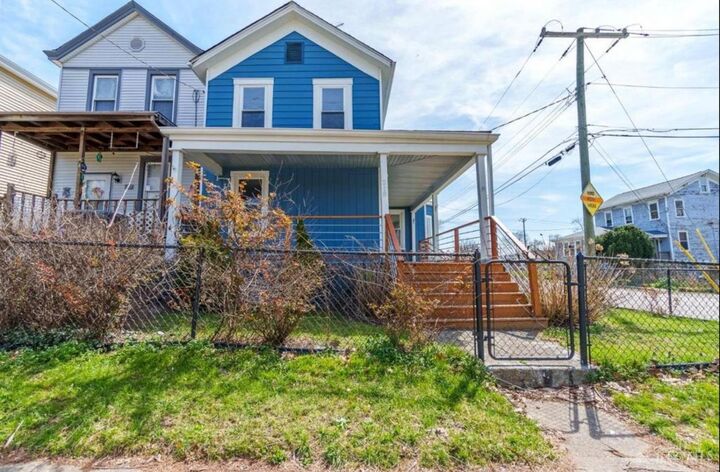 Property Photo:  218 Stanley Avenue  OH 45226 