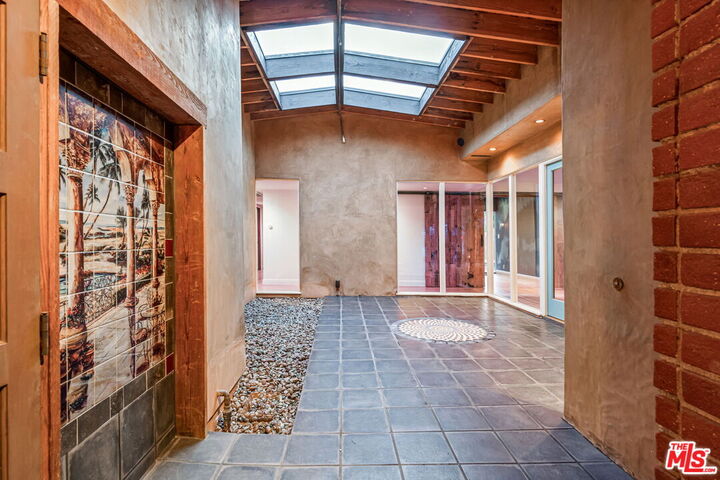 Property Photo:  16141 Bayberry Pl  CA 91403 
