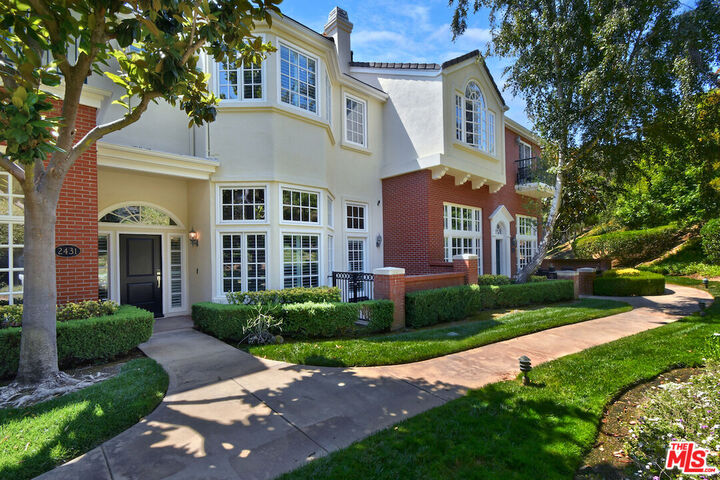 Property Photo:  2431 Swanfield Ct  CA 91361 