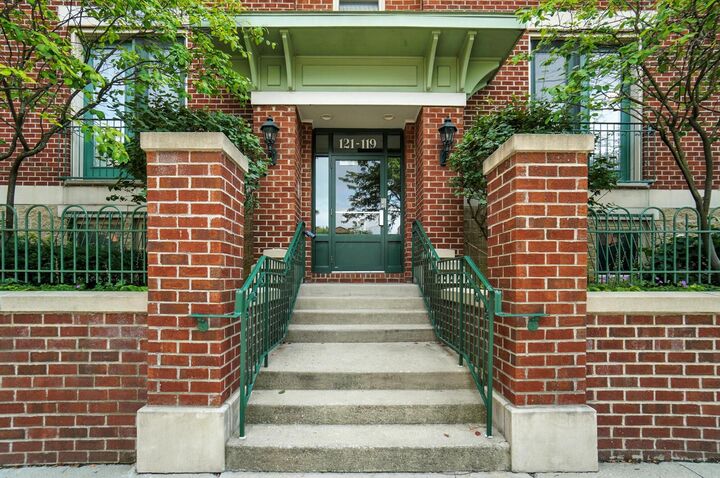 Property Photo: 121 E Noble Street OH 43215