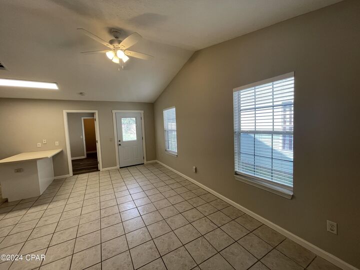 Property Photo: 7106 N Lagoon Drive FL 32408