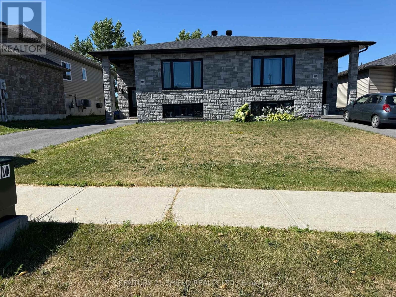 Property Photo: 240 Glen Nora Drive ON K6H 0H6