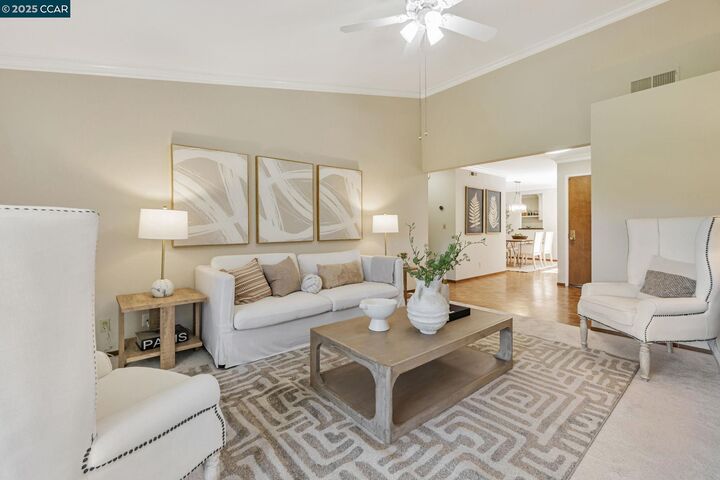Property Photo: 2633 Saklan Indian Dr 1 CA 94595