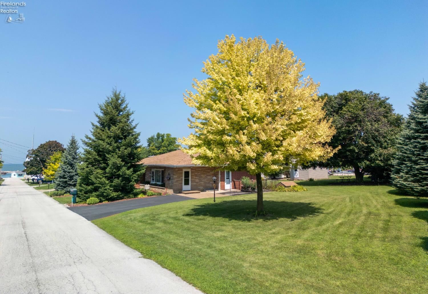 Property Photo:  347 Hidden Beach Road  OH 43440 