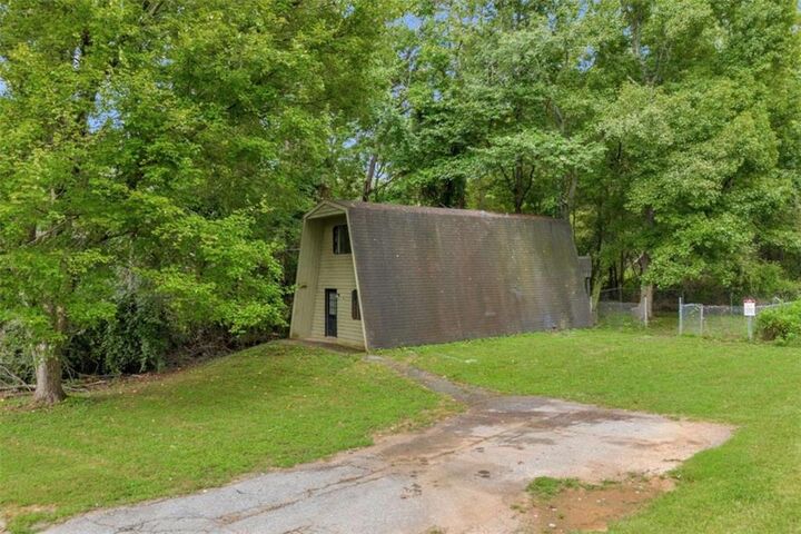 Property Photo:  145 Rustwood Drive  GA 30606 