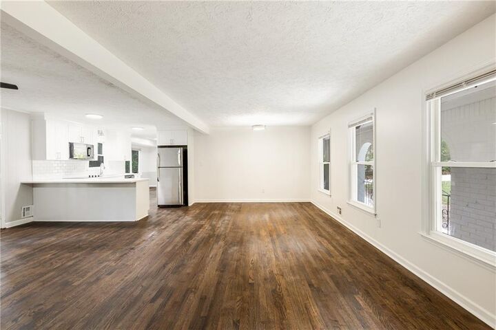 Property Photo:  1019 Crestwood Lane  GA 30087 