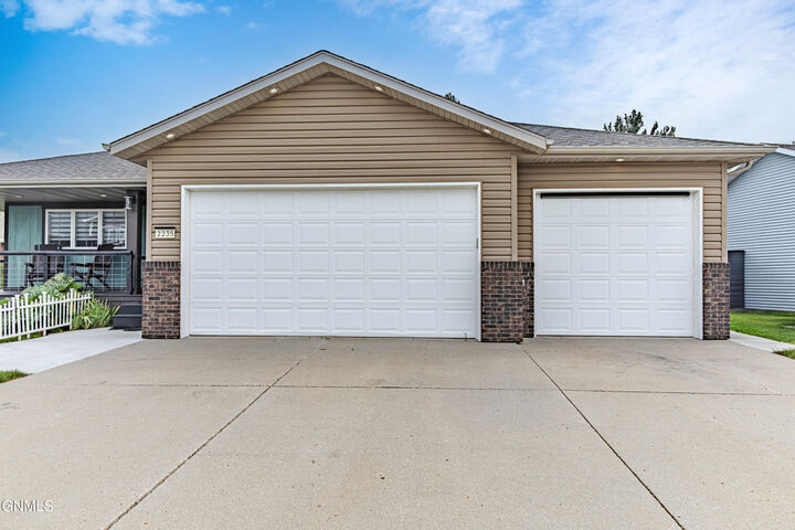 Property Photo:  2235 La Corte Loop  ND 58503 
