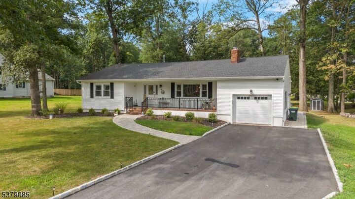 Property Photo:  9 Woods Rd  NJ 08844 