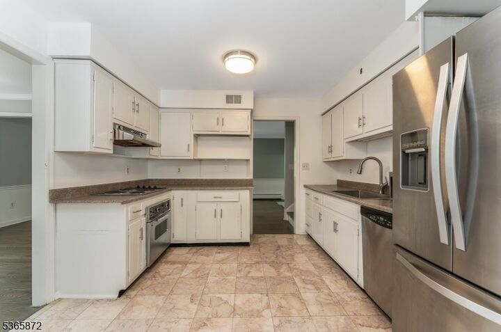 Property Photo: 1052 Tall Oaks Dr NJ 08807