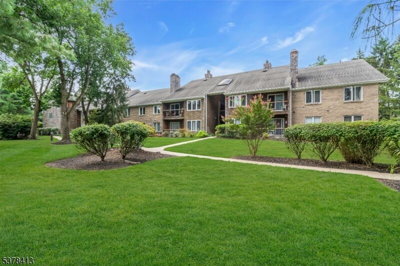 Property Photo: 11 Tulip Cres 1 NJ 07424