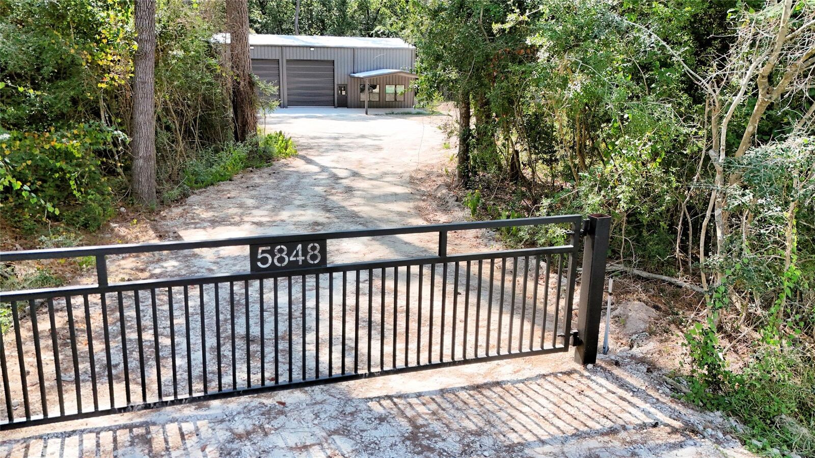 Property Photo:  5848 Highline  TX 77316 