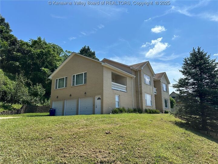 104 Francis Drive  Charleston WV 25311 photo