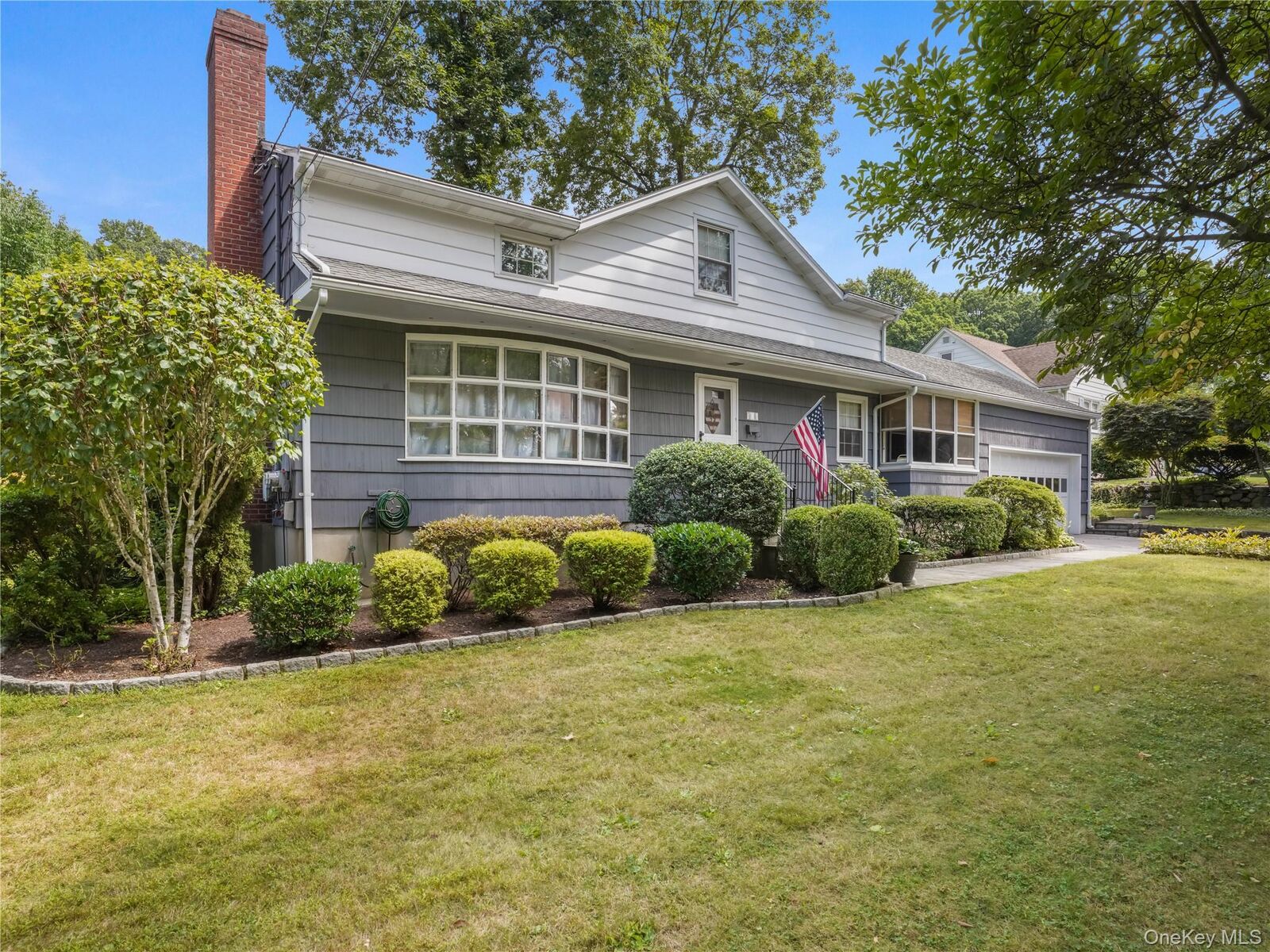 Property Photo: 406 Warren Avenue NY 10532