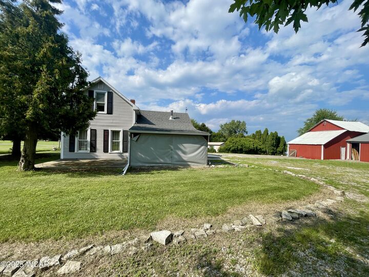 Property Photo:  700 N Ida St Street  OH 43326 