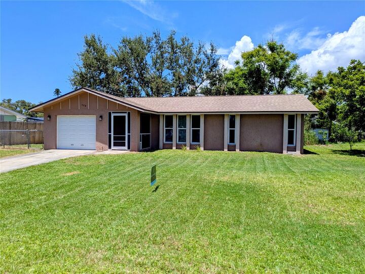 Property Photo:  508 N Quincy Road  FL 34293 