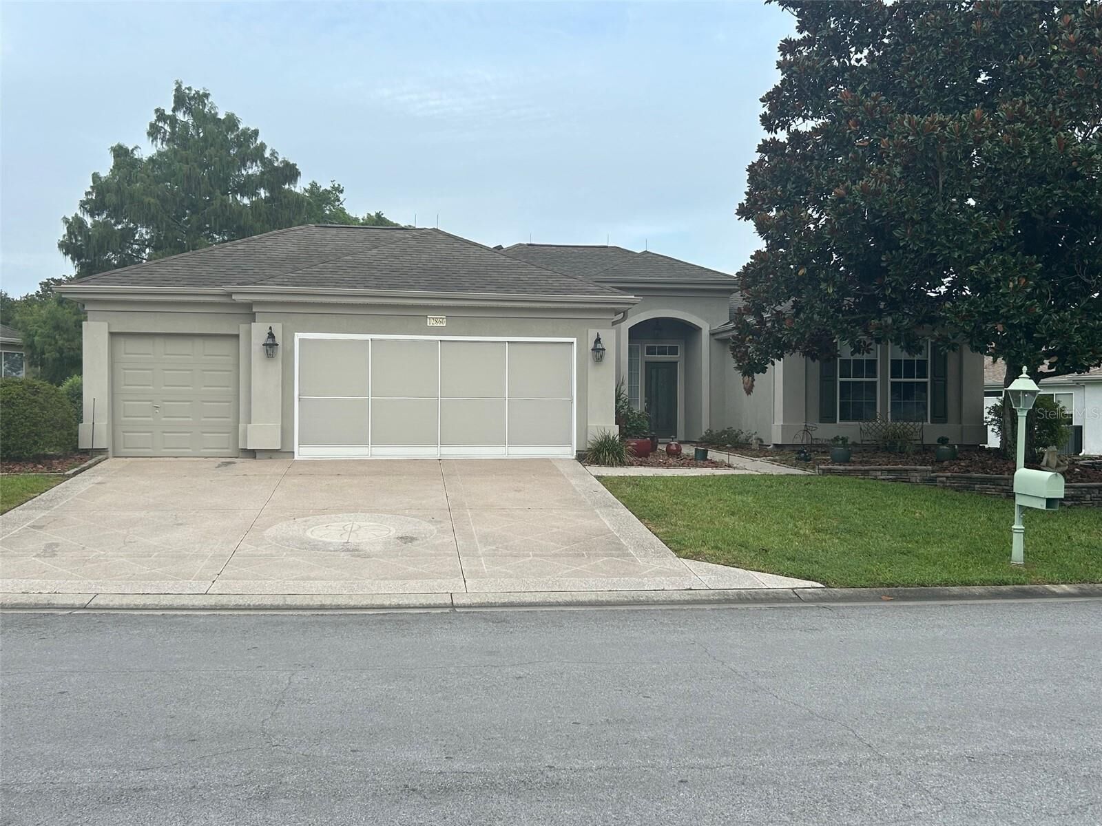 Property Photo: 12860 SE 92nd Court Road FL 34491