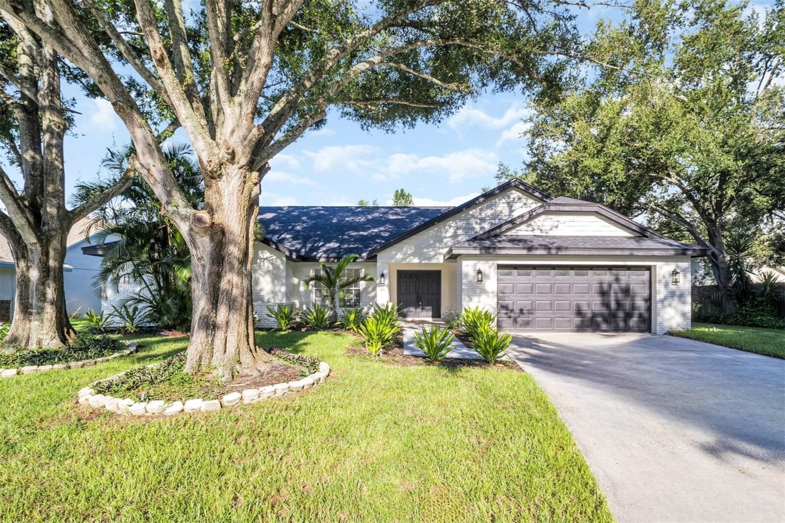 Property Photo:  2830 Resnik Circle W  FL 34683 