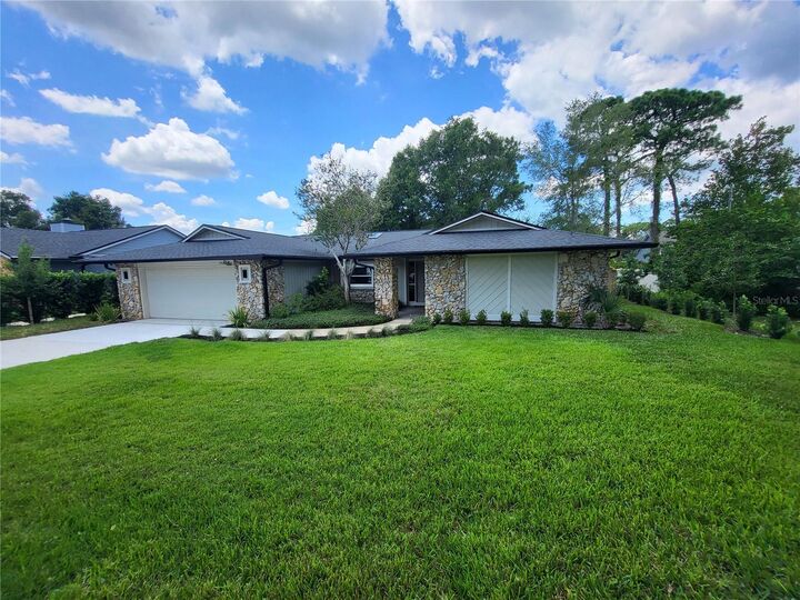 Property Photo: 214 W Cottesmore Circle FL 32779