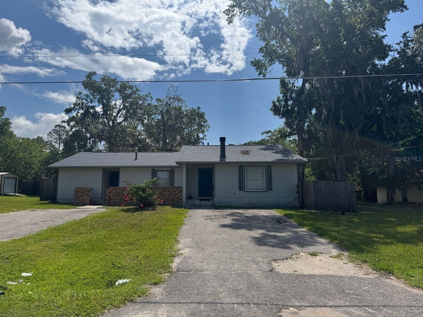 Property Photo: 4153 SE 21st Court FL 34480