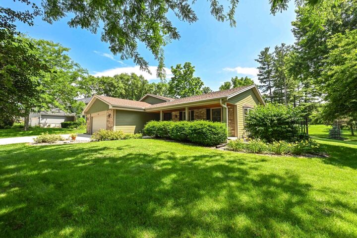 Property Photo:  11115 W Drake Ln  WI 53132 