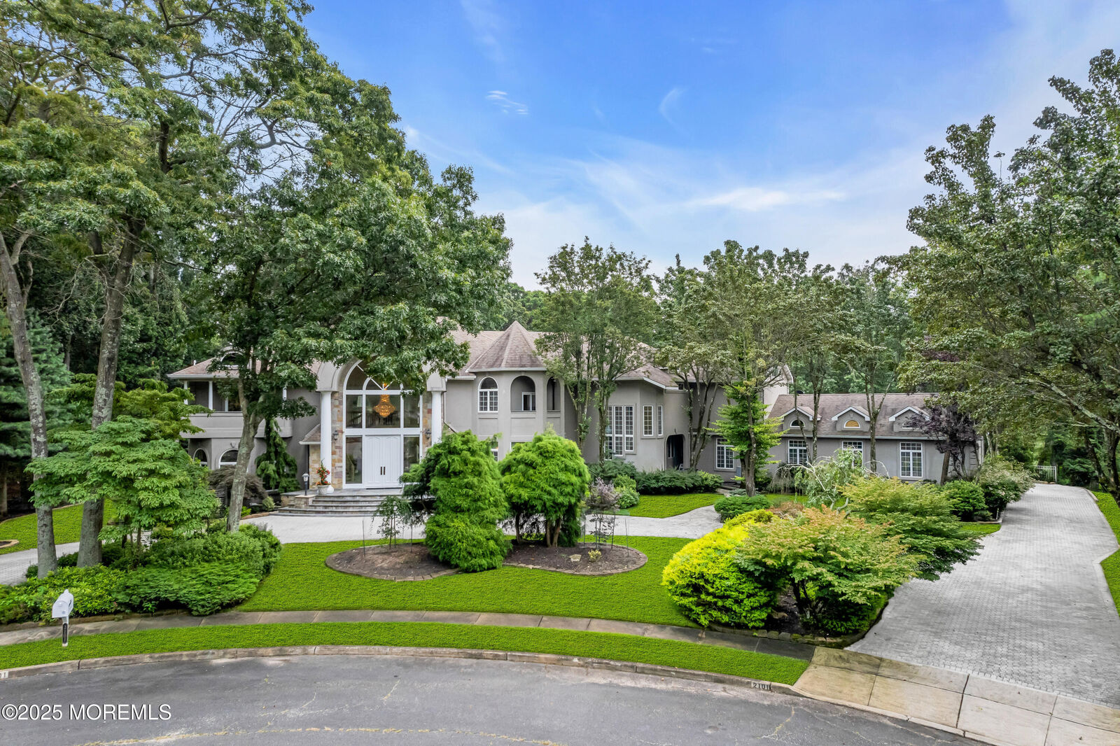 Property Photo:  2101 Friar Court  NJ 07719 