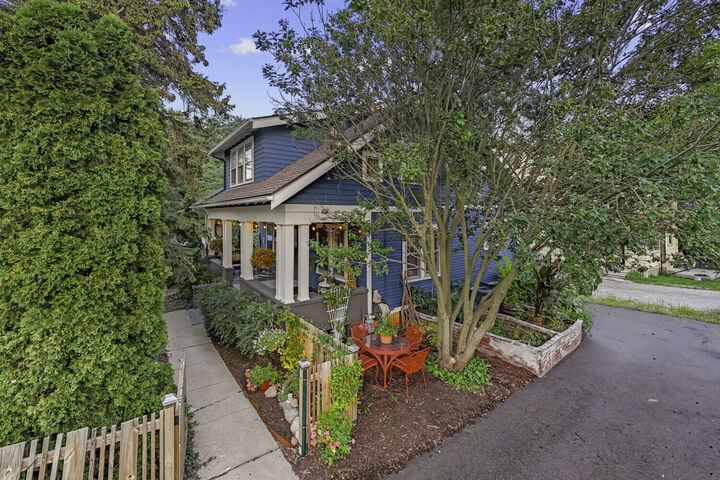 Property Photo: 2509 W Liberty Street MI 48103