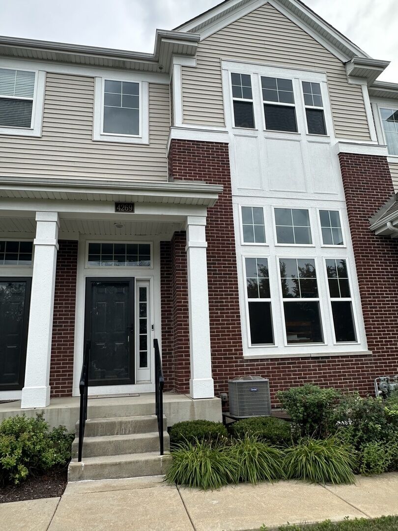 Property Photo: 4269 Liberty Street IL 60504