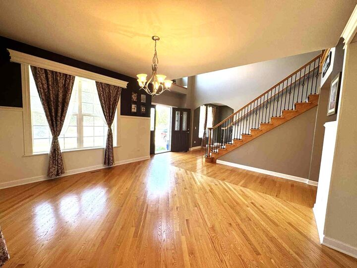 Property Photo:  302 Hemlock Lane  IL 60543 